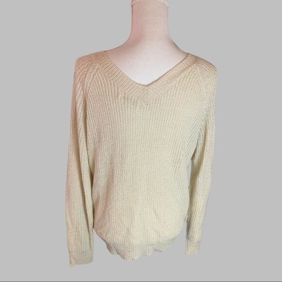 Listicle NWOT Slouchy Sweater with Front Cinch Medium - Picture 4 of 5
